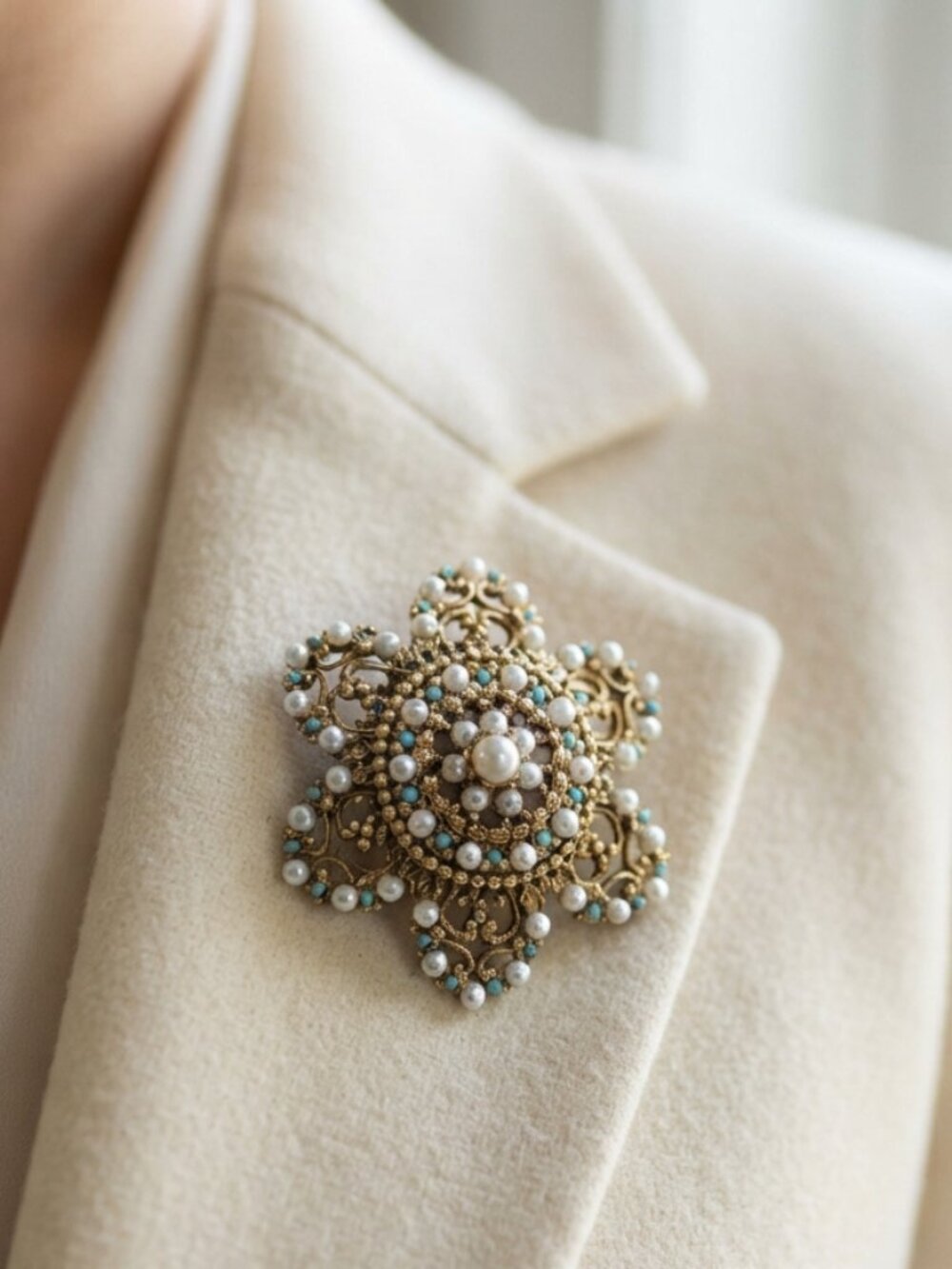 Vintage Florenza Brooch Signed